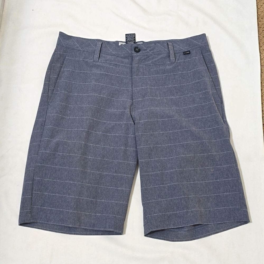 Travis Mathew Gray Striped Performance Golf Stretch Shorts Size 34